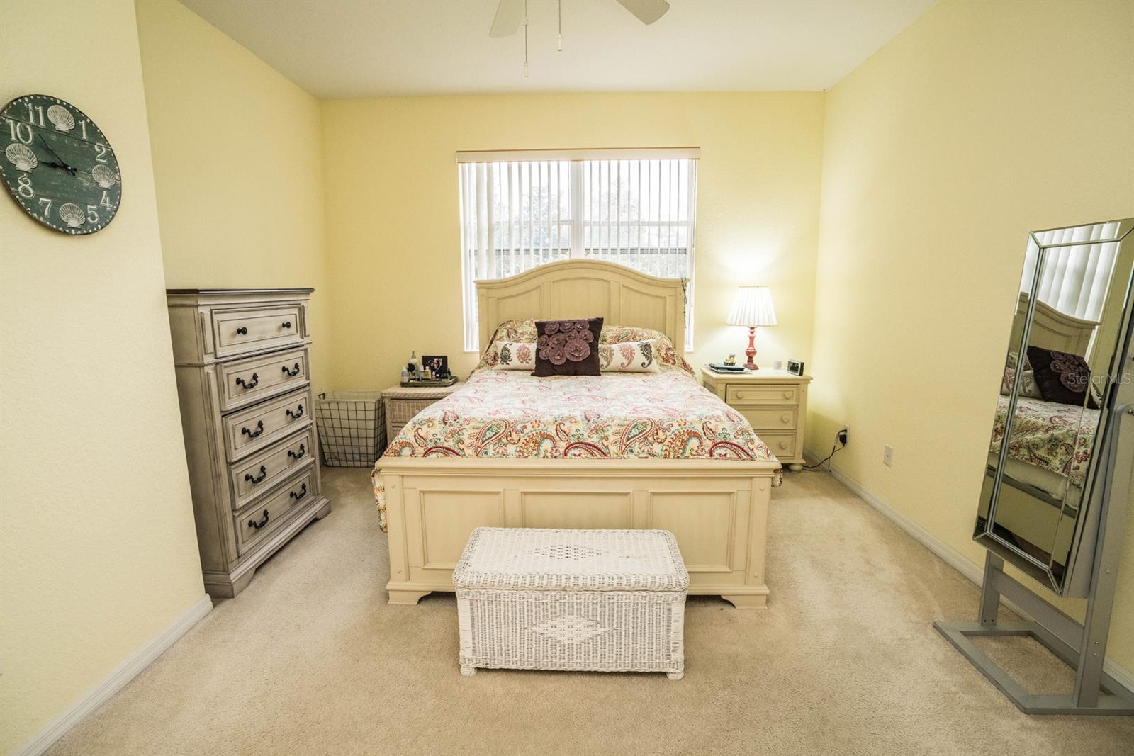 1211 LYNDHURST GREENS DR, SUN CITY CENTER, FL, 33573