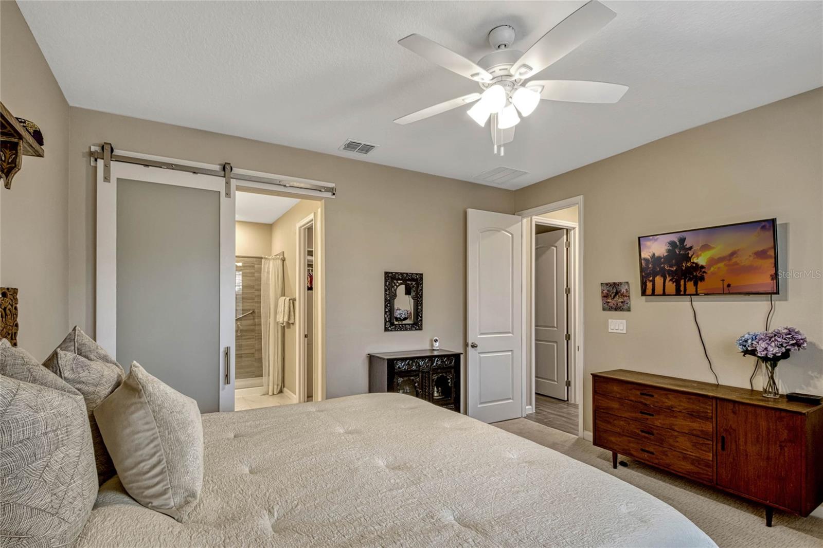 10161 SPRING LAKE DR, CLERMONT, FL, 34711