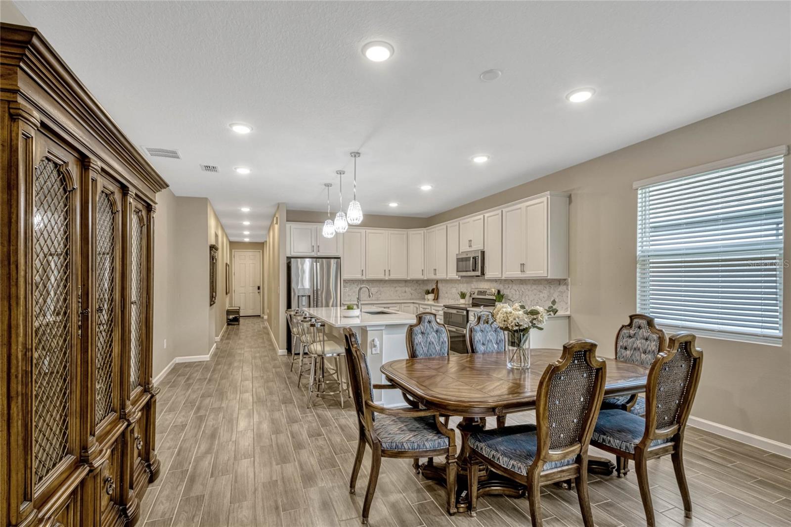 10161 SPRING LAKE DR, CLERMONT, FL, 34711