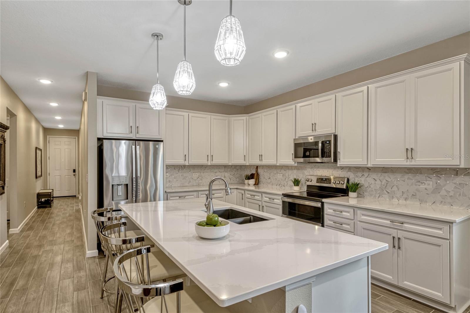 10161 SPRING LAKE DR, CLERMONT, FL, 34711