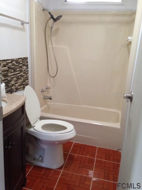 8 POLAR BEAR PATH, ORMOND BEACH, FL, 32174
