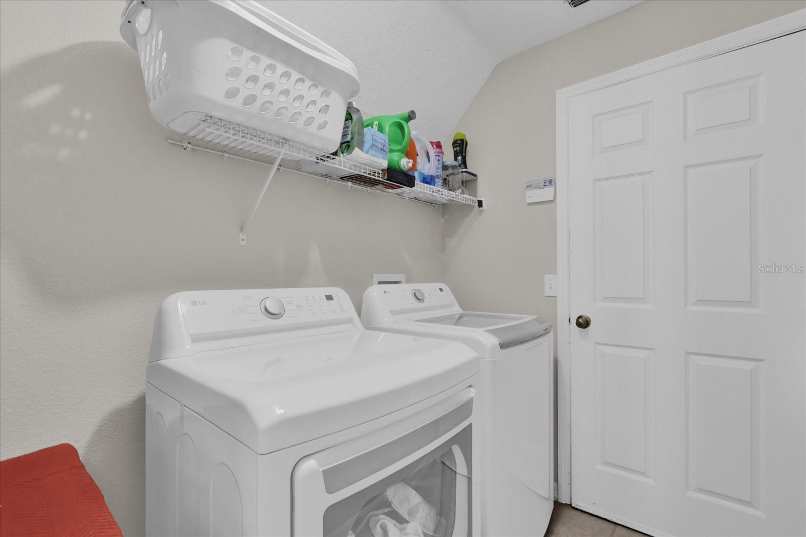 1255 BLACKWATER POND DR, ORLANDO, FL, 32828