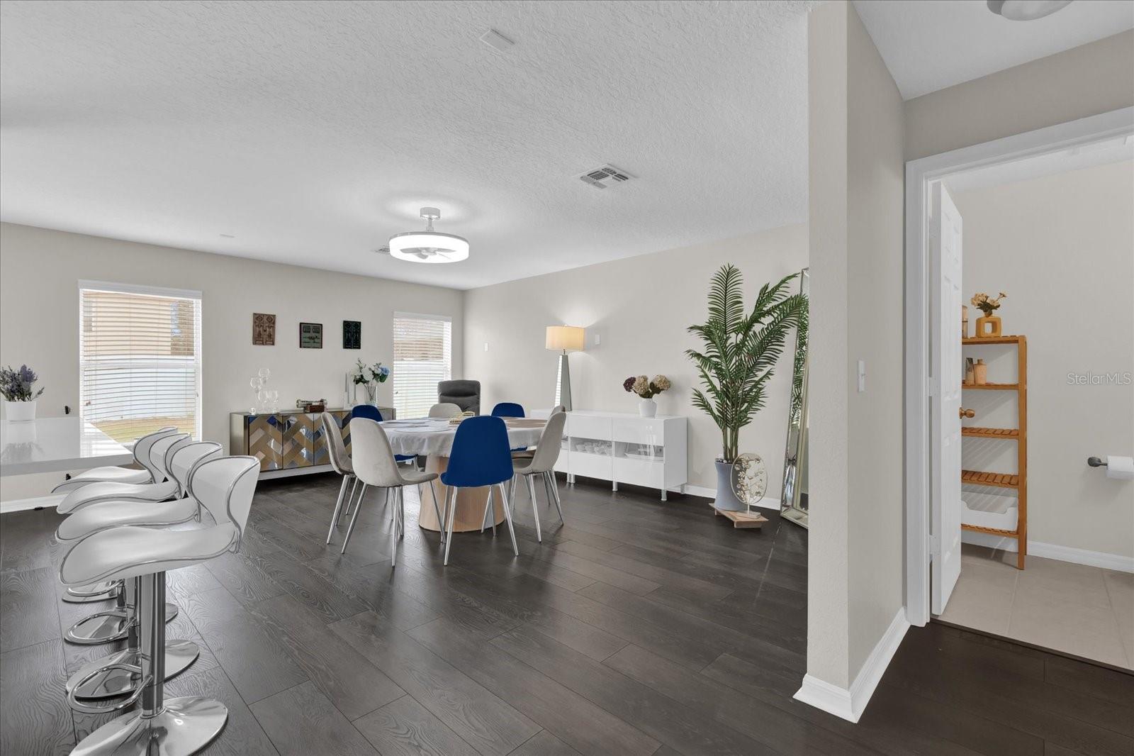1255 BLACKWATER POND DR, ORLANDO, FL, 32828