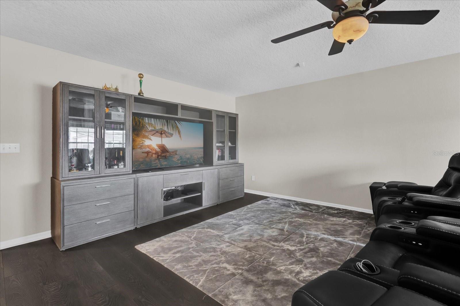 1255 BLACKWATER POND DR, ORLANDO, FL, 32828