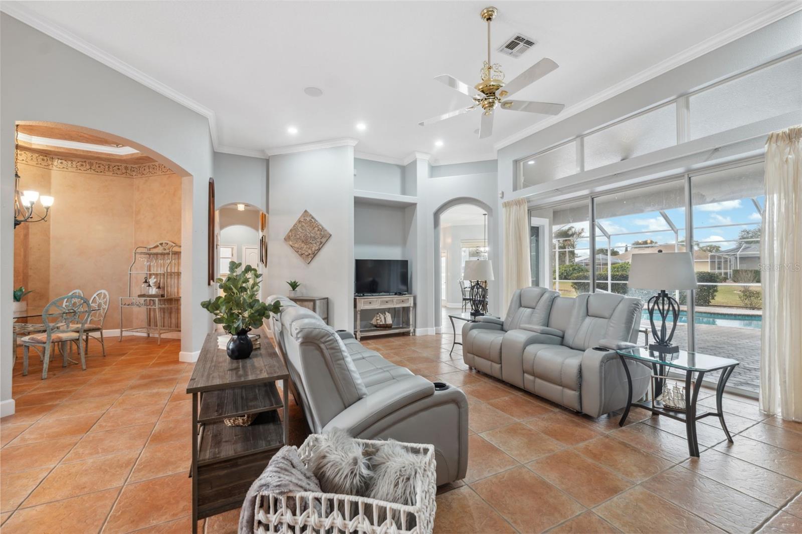 9090 ALEXANDRIA DR, WEEKI WACHEE, FL, 34613