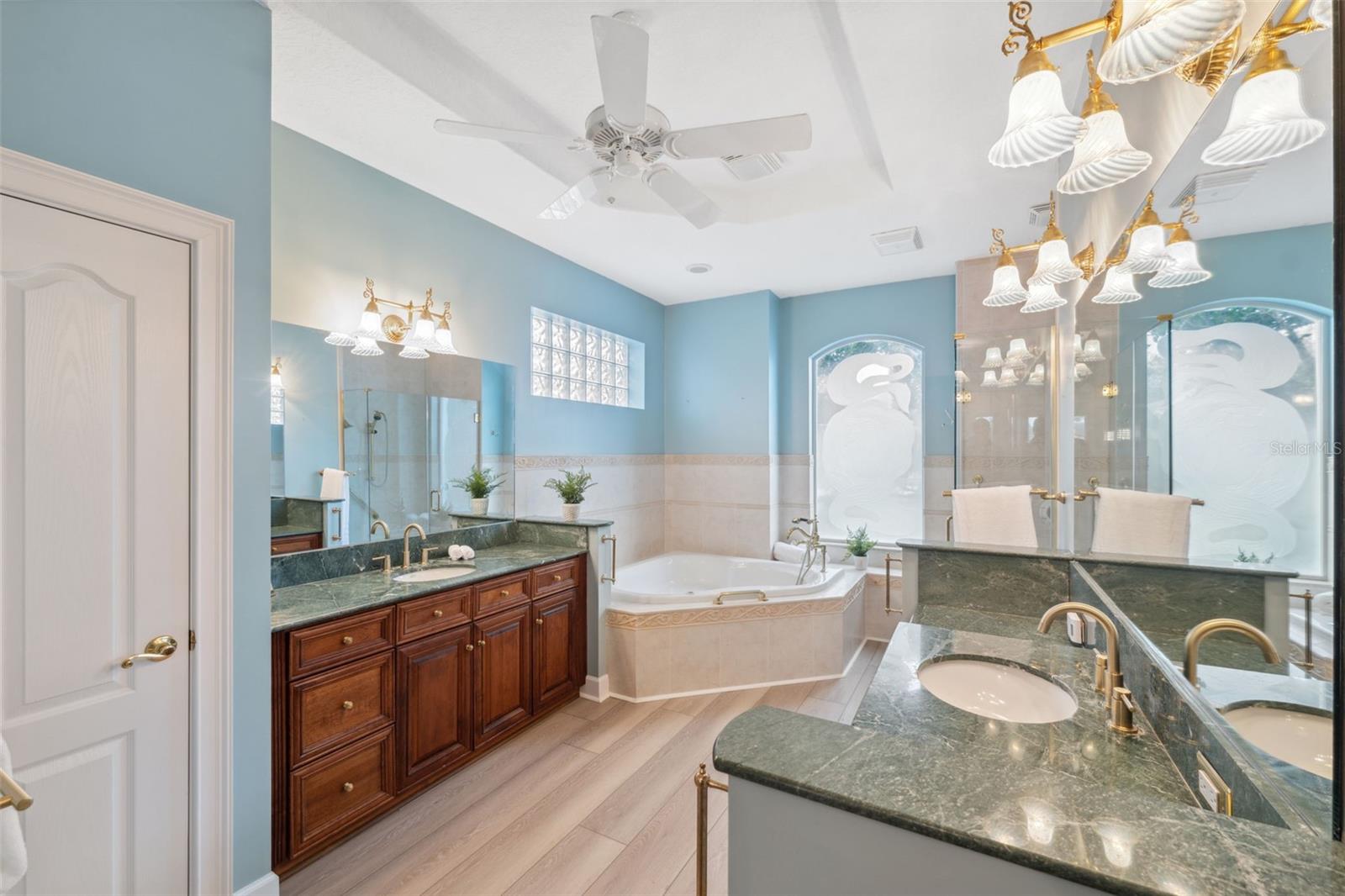 9090 ALEXANDRIA DR, WEEKI WACHEE, FL, 34613