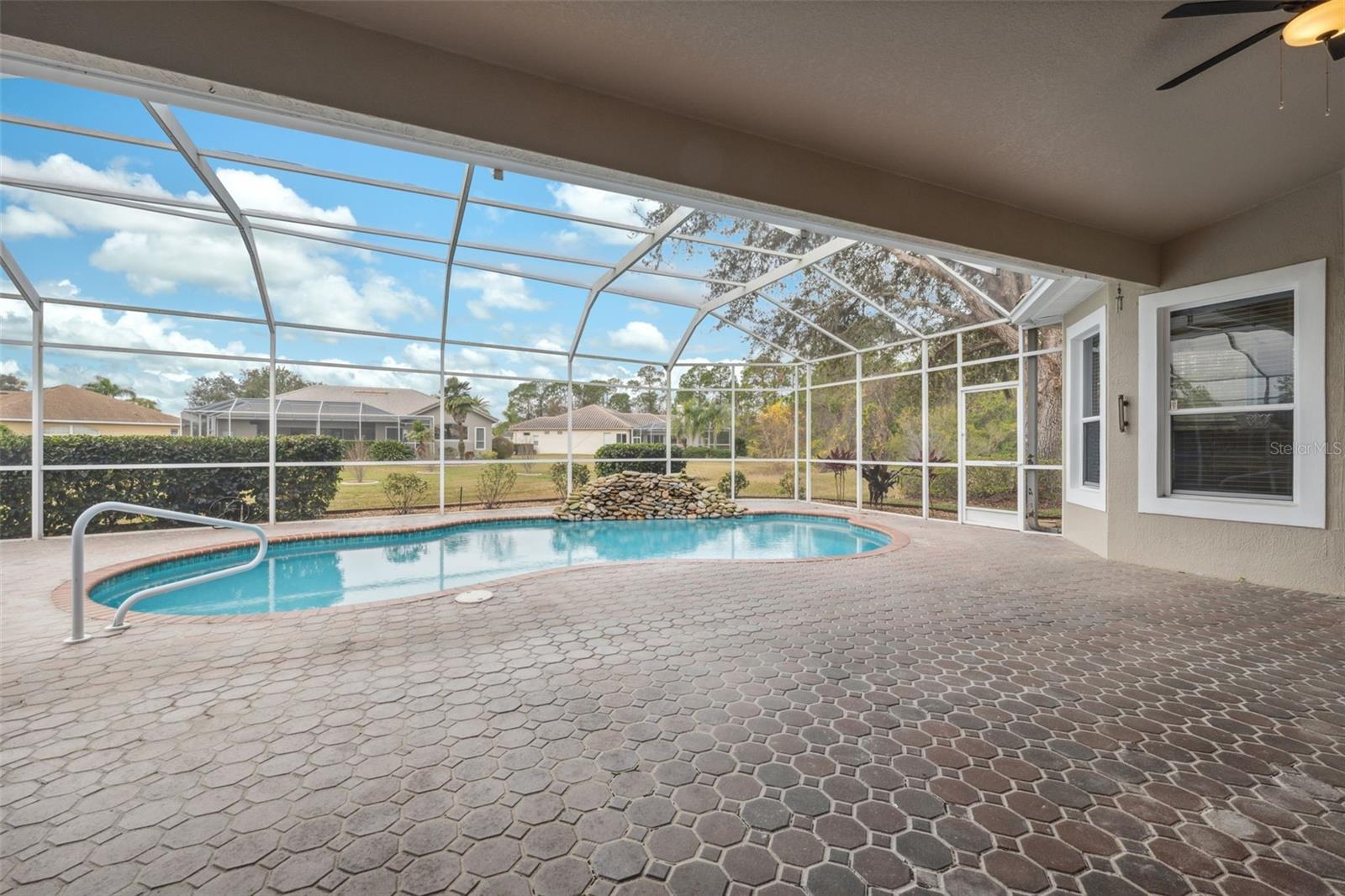 9090 ALEXANDRIA DR, WEEKI WACHEE, FL, 34613