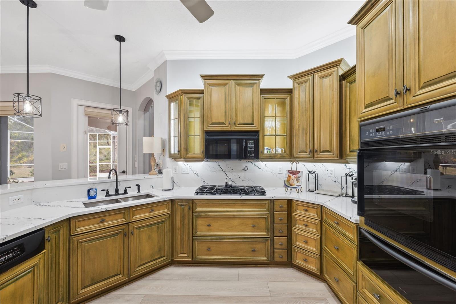 9090 ALEXANDRIA DR, WEEKI WACHEE, FL, 34613