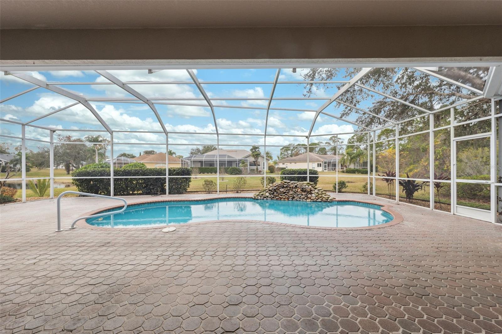 9090 ALEXANDRIA DR, WEEKI WACHEE, FL, 34613