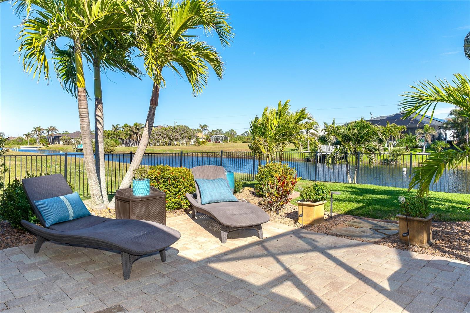 214 W PINE VALLEY LN, ROTONDA WEST, FL, 33947