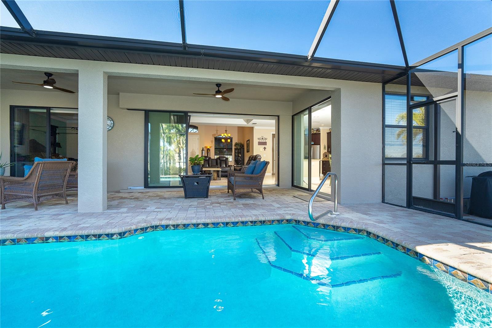 214 W PINE VALLEY LN, ROTONDA WEST, FL, 33947