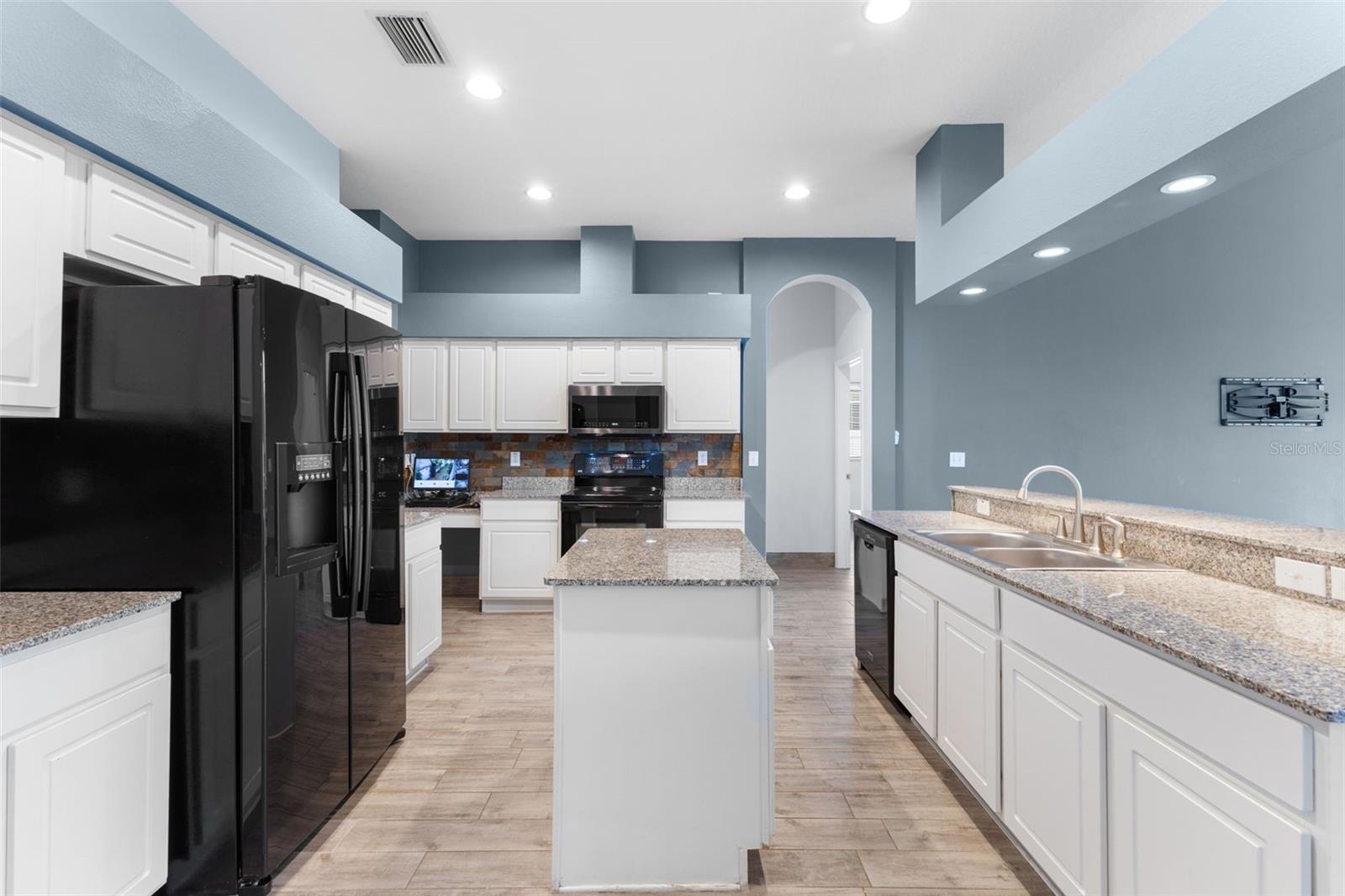 4337 WATERFORD LANDING DR, LUTZ, FL, 33558