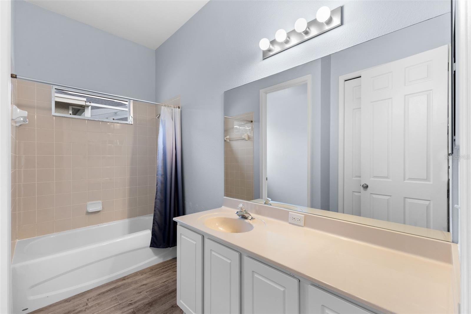 4337 WATERFORD LANDING DR, LUTZ, FL, 33558