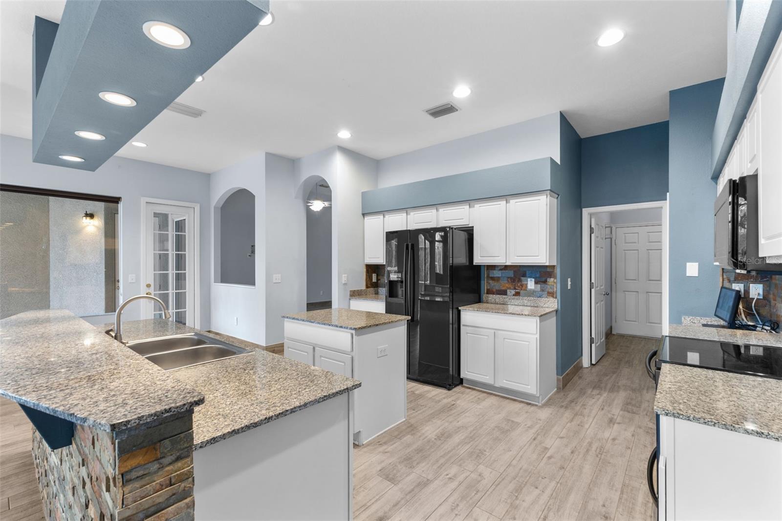 4337 WATERFORD LANDING DR, LUTZ, FL, 33558