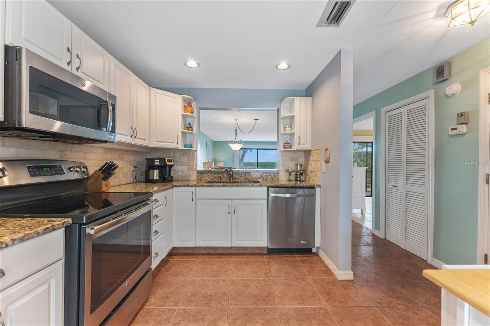 1111 N BAYSHORE BLVD #B7, CLEARWATER, FL, 33759