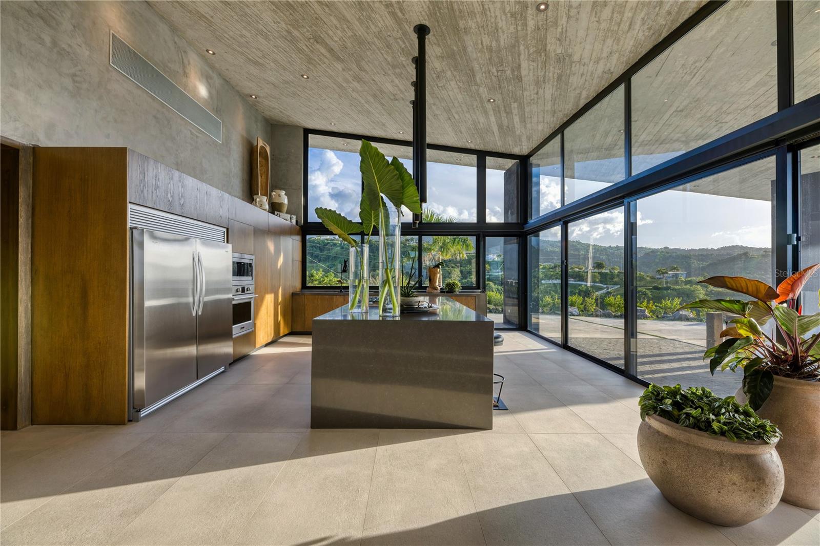 PR9111242 Property Photo