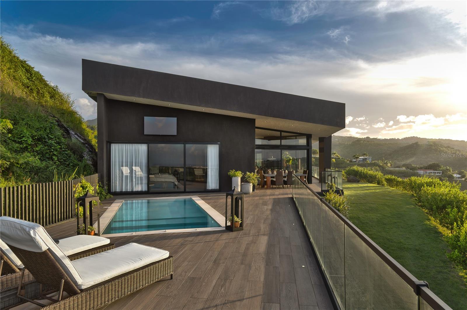 PR9111242 Property Photo