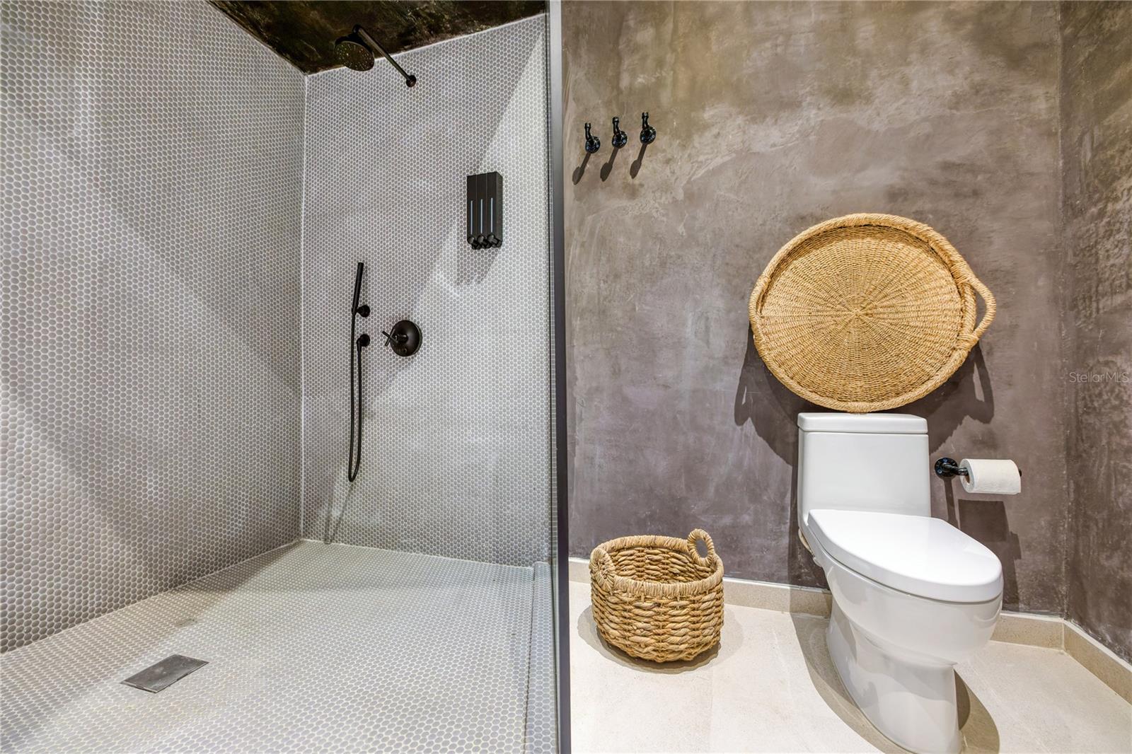 PR9111242 Property Photo