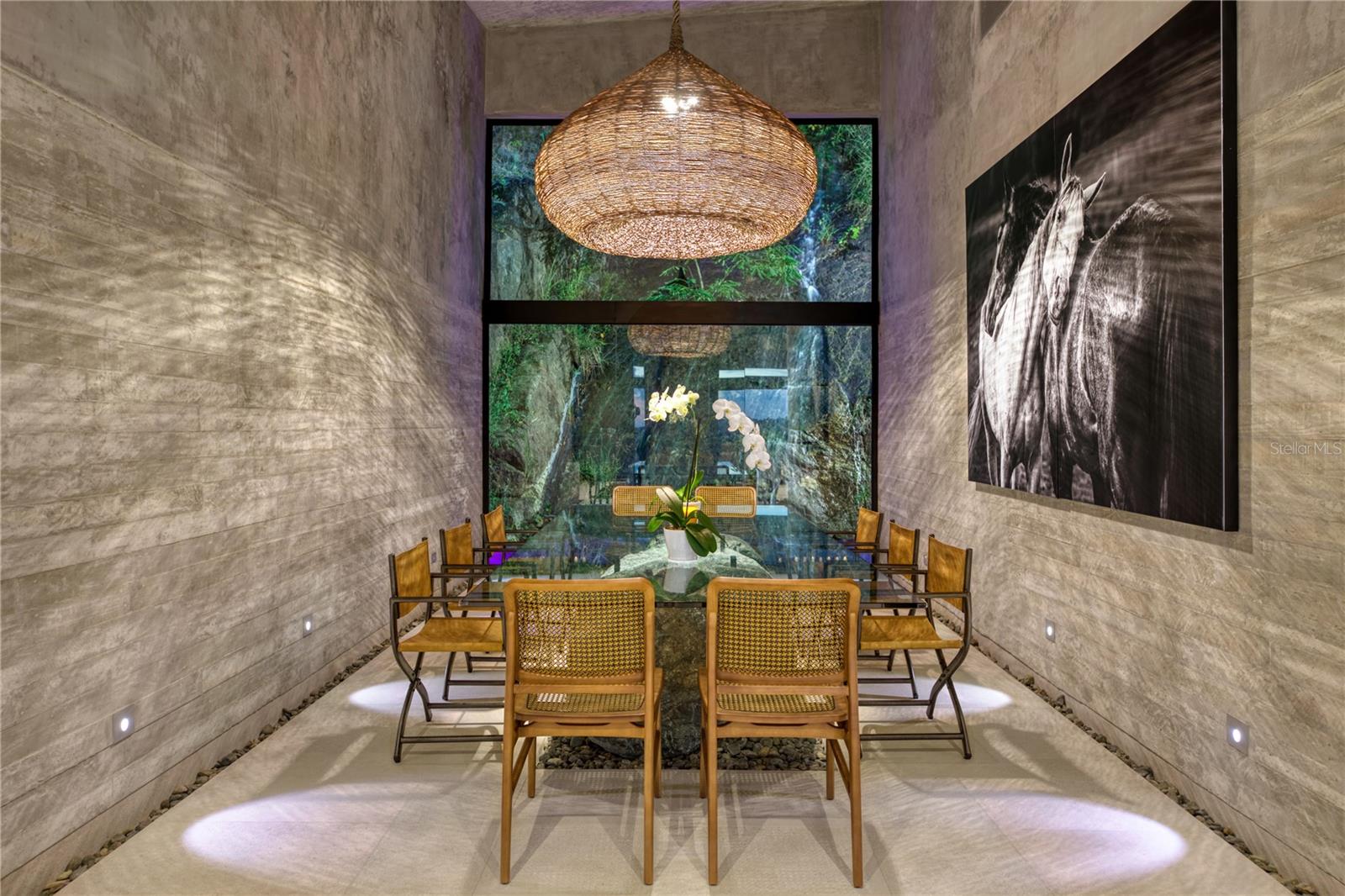 PR9111242 Property Photo