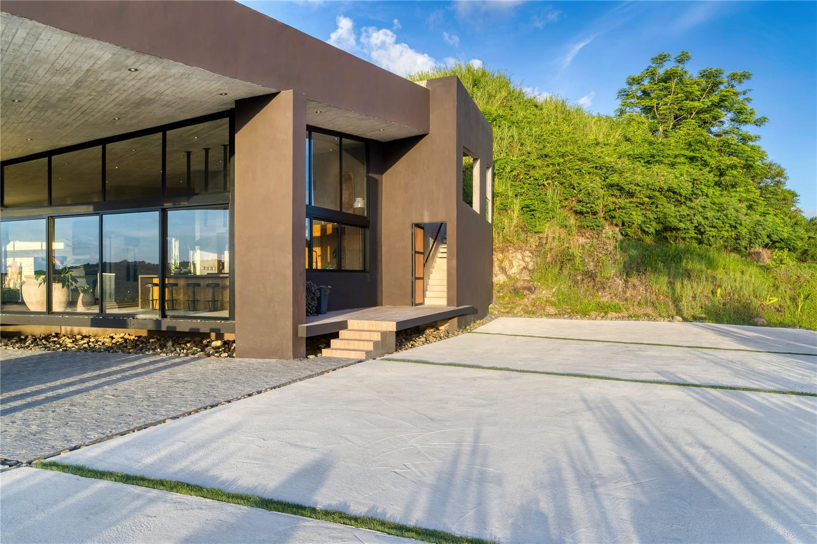 PR9111242 Property Photo