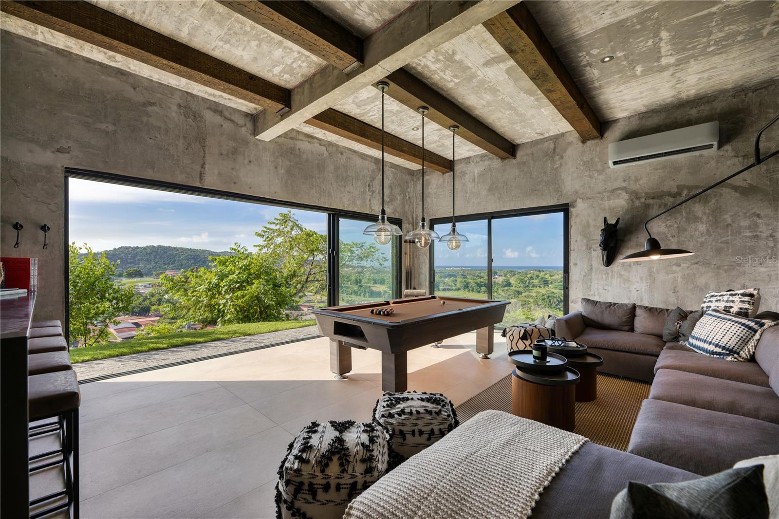 PR9111242 Property Photo