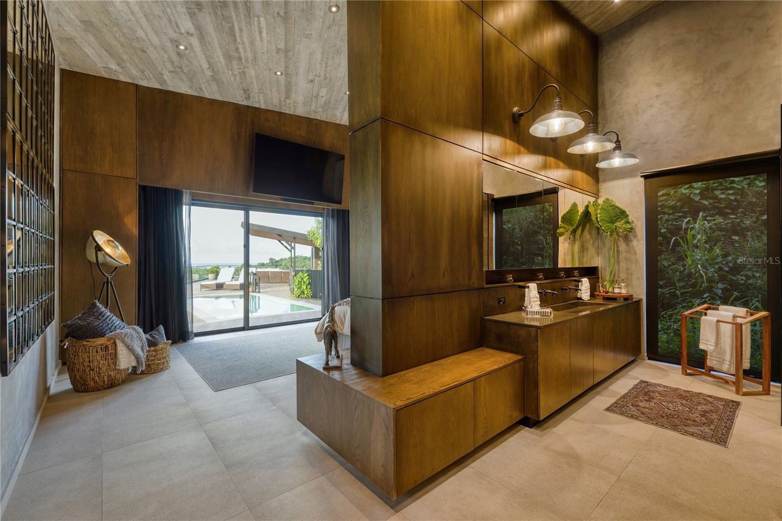 PR9111242 Property Photo