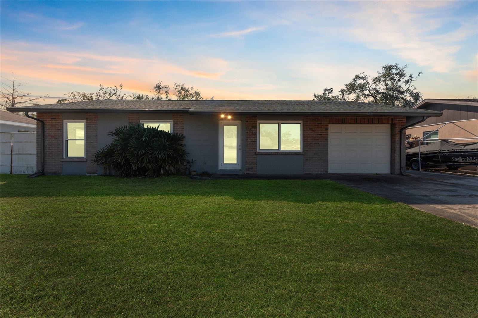 6512 2ND AVE NE, BRADENTON, FL, 34208