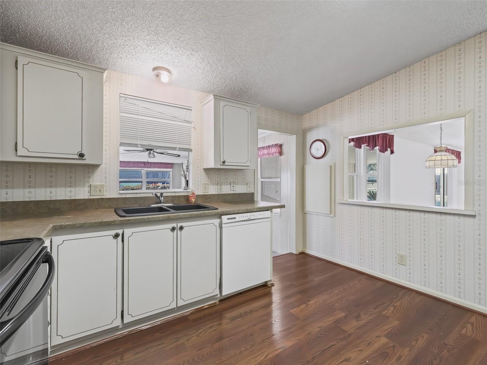1303 E SCHWARTZ BLVD, THE VILLAGES, FL, 32159