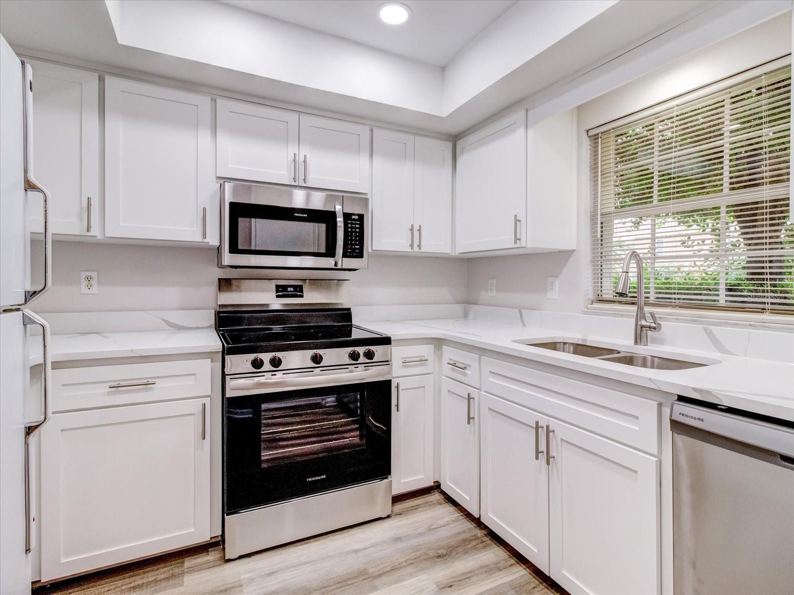 1505 CHATEAUX DE VILLE CT, CLEARWATER, FL, 33764