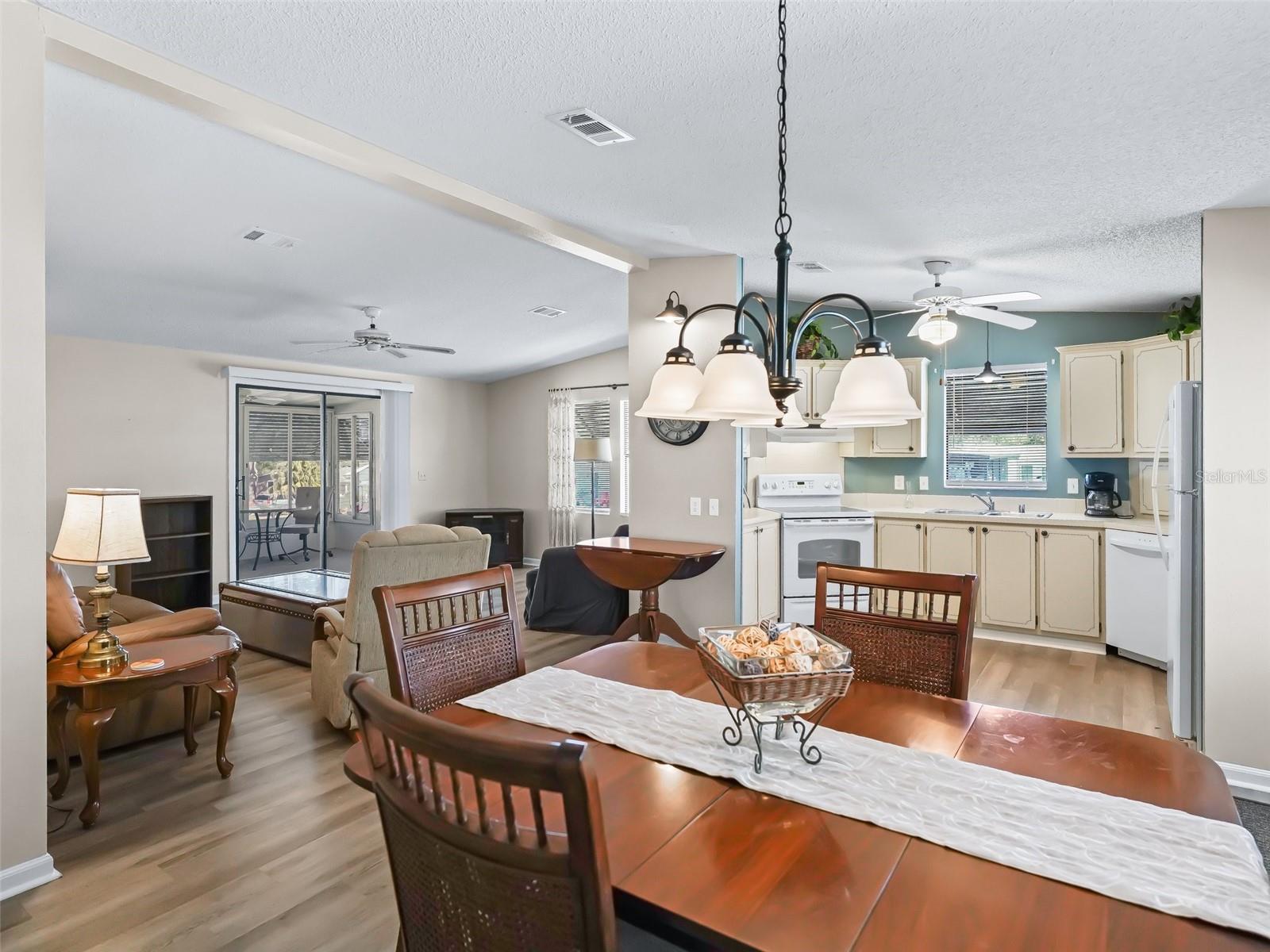 1210 TARPON LN, THE VILLAGES, FL, 32159