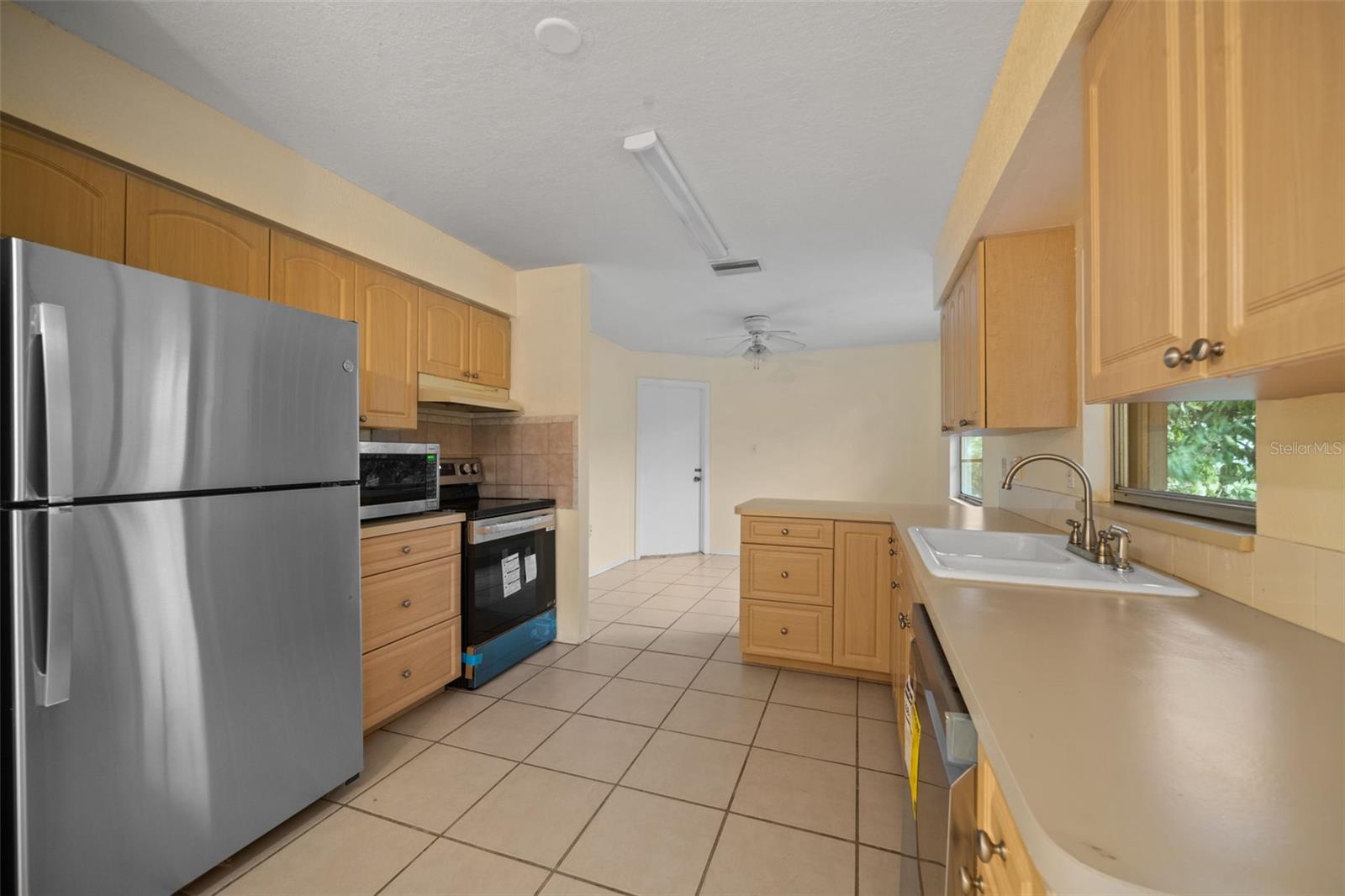 840 RED BAY ST, PORT CHARLOTTE, FL, 33948