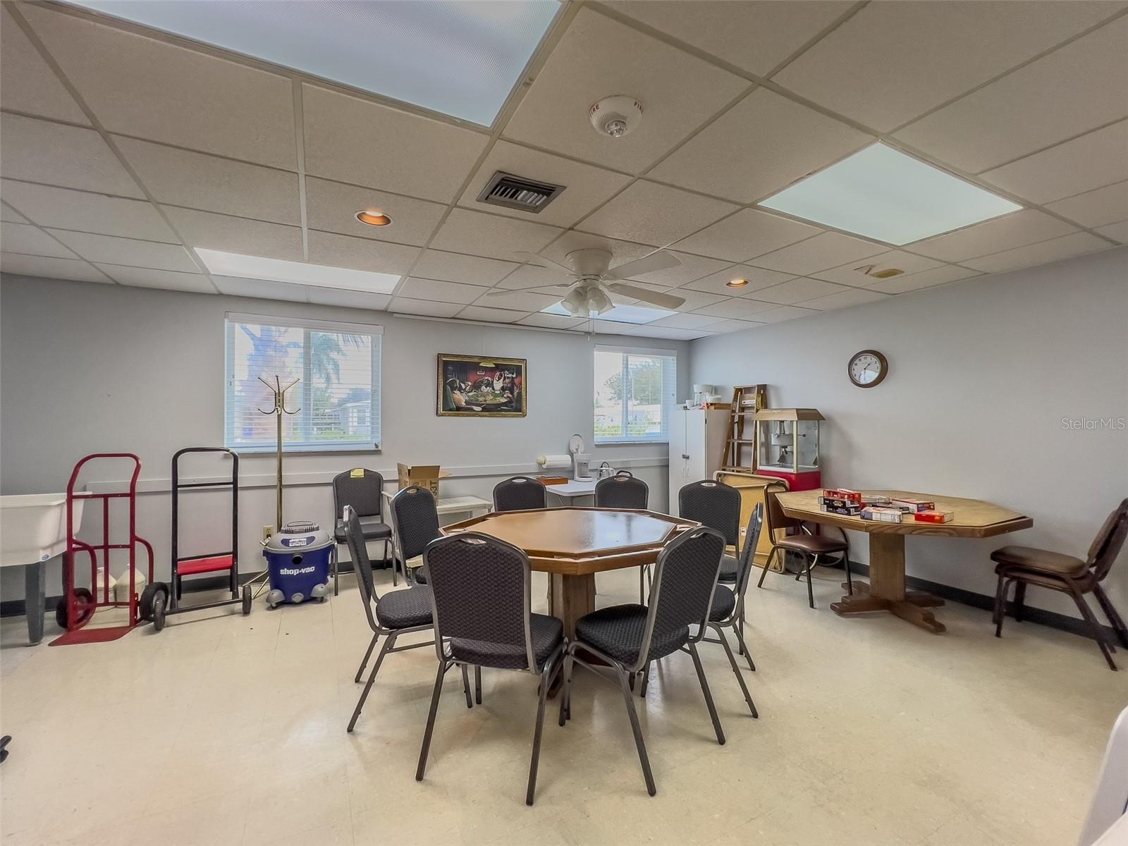 148 GULL AIRE BLVD, OLDSMAR, FL, 34677