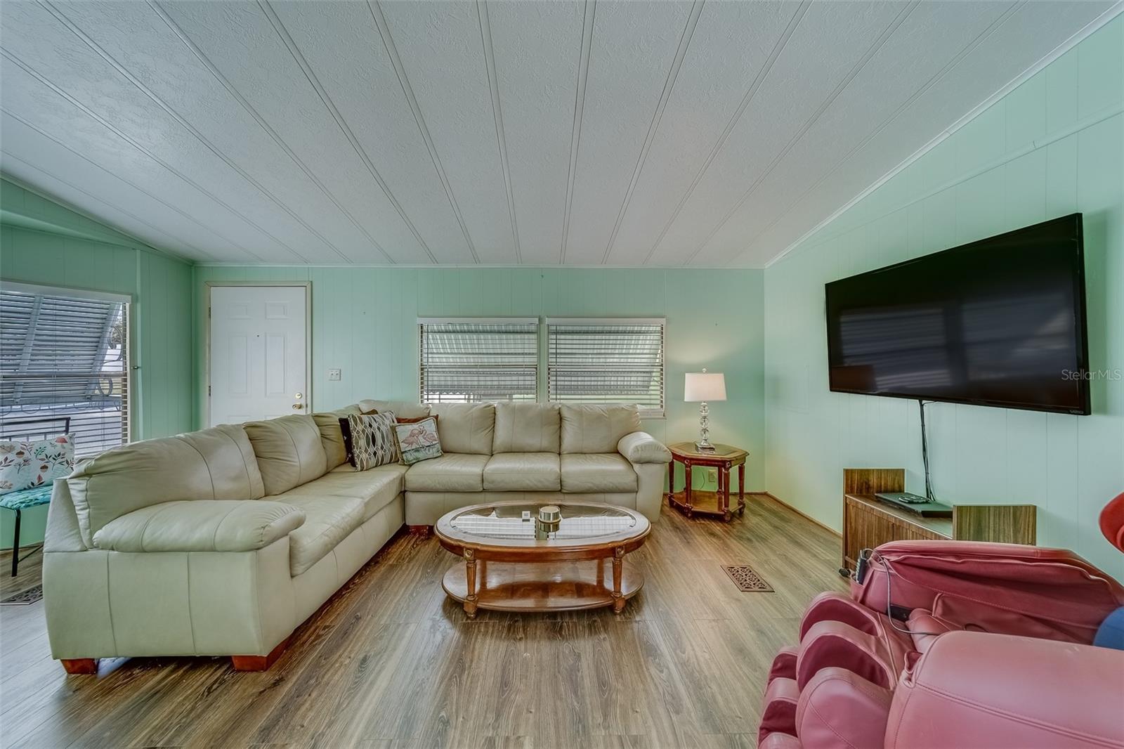 148 GULL AIRE BLVD, OLDSMAR, FL, 34677