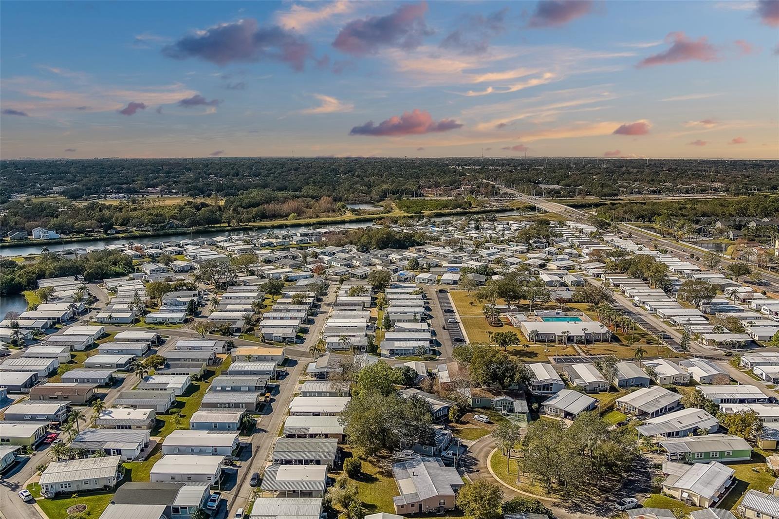 148 GULL AIRE BLVD, OLDSMAR, FL, 34677