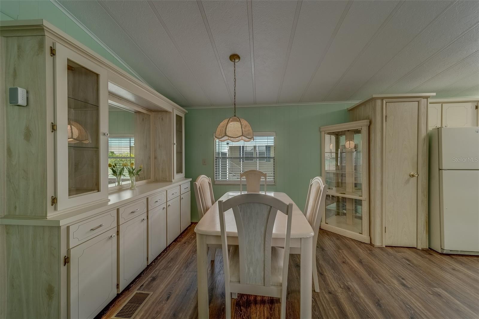 148 GULL AIRE BLVD, OLDSMAR, FL, 34677