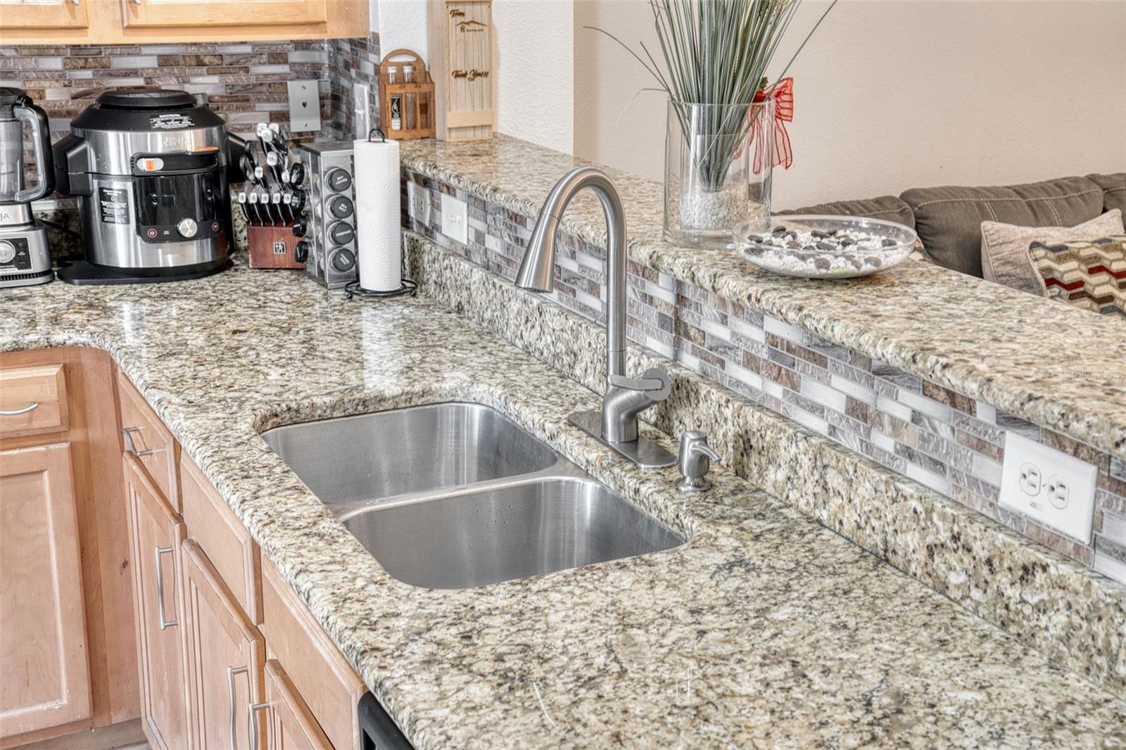 7635 LONG ISLAND DR, KISSIMMEE, FL, 34747