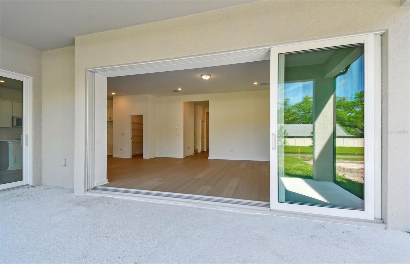 Pocket Sliding Glass Doors at Gathering Room to Lanai