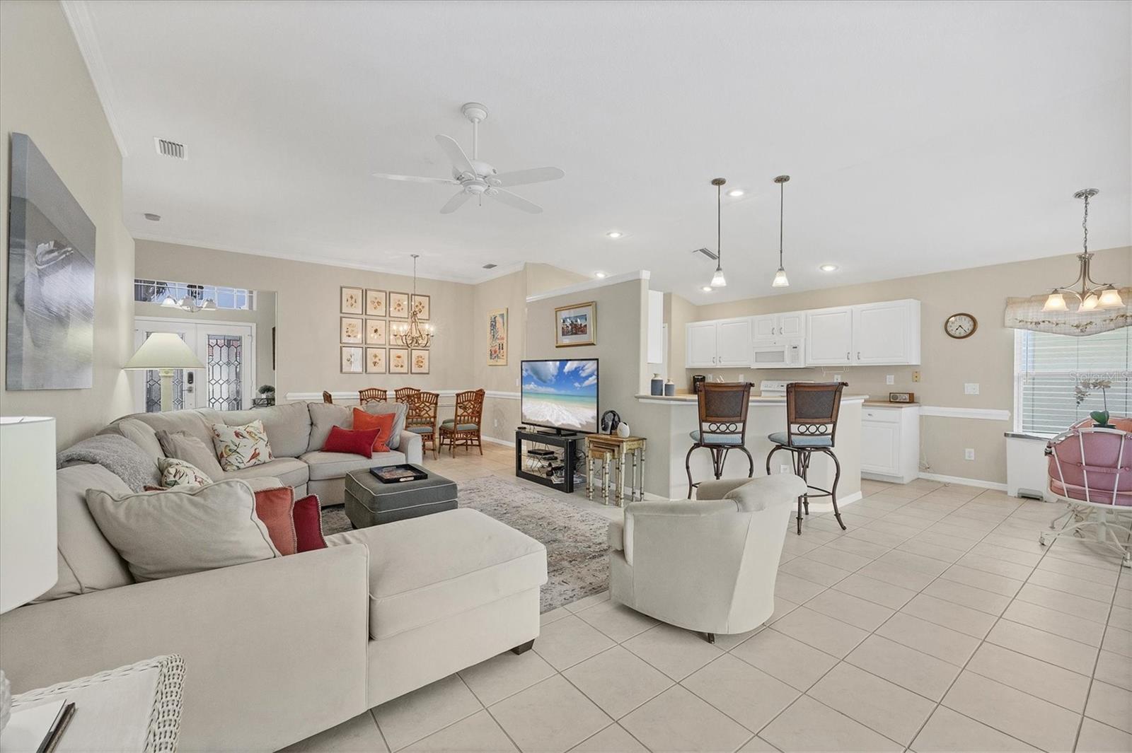 135 BRAEMAR AVE, VENICE, FL, 34293
