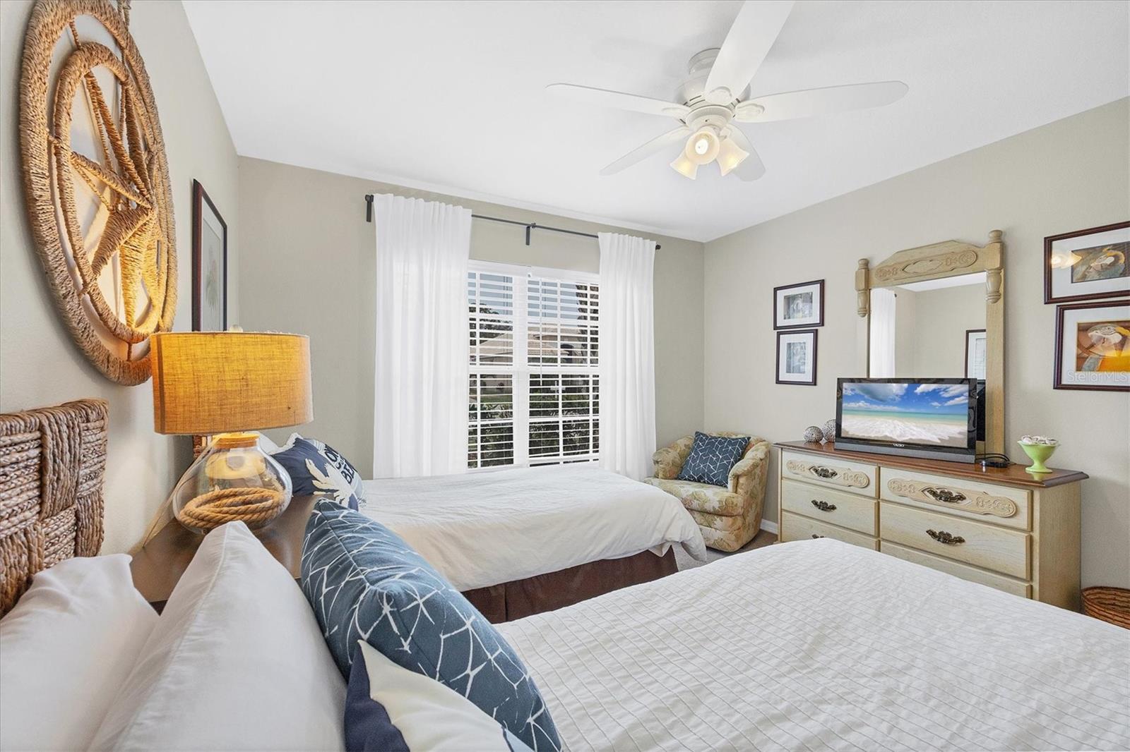 135 BRAEMAR AVE, VENICE, FL, 34293