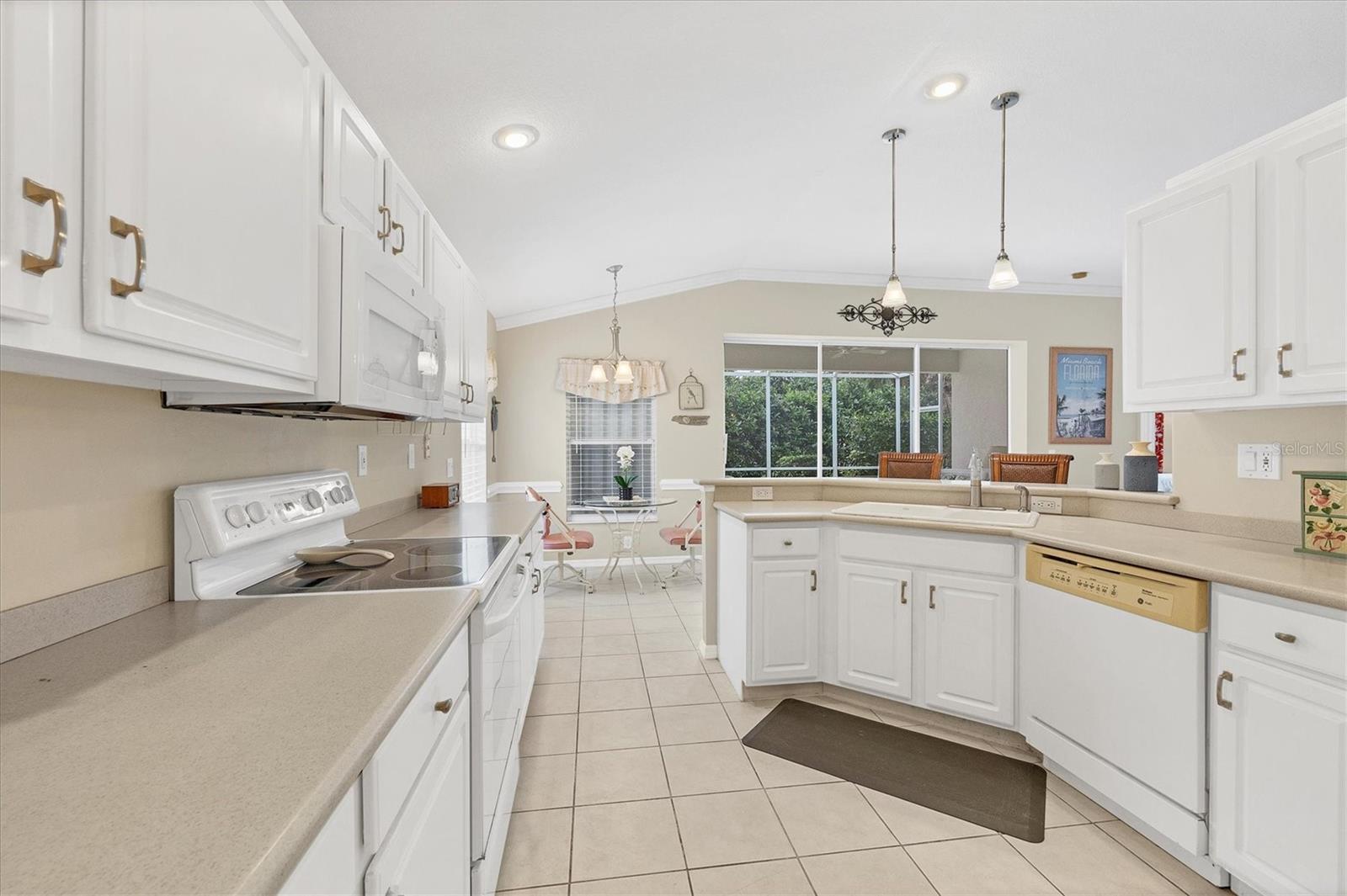 135 BRAEMAR AVE, VENICE, FL, 34293