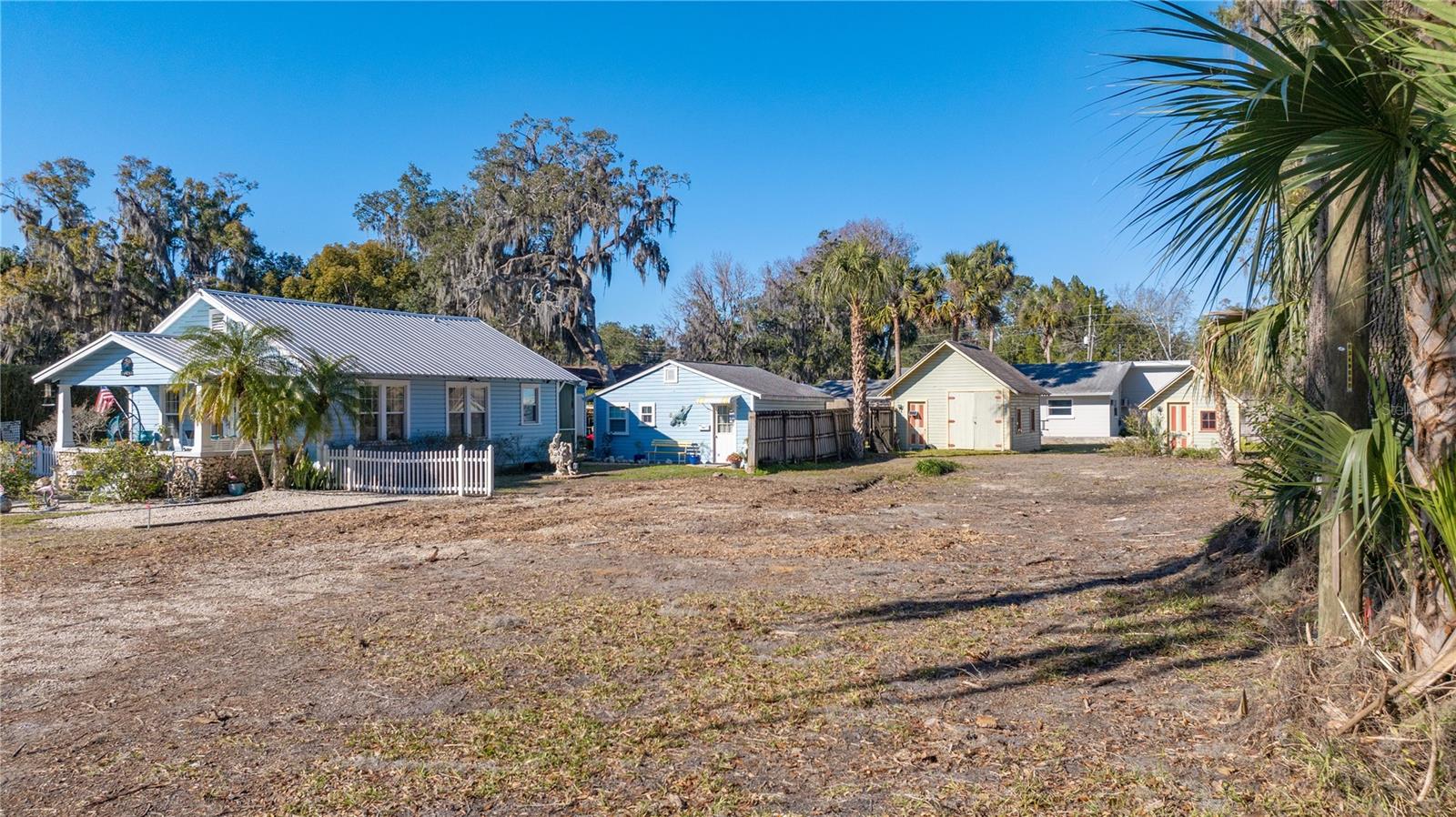 27 NE 2ND ST, CRYSTAL RIVER, FL, 34429