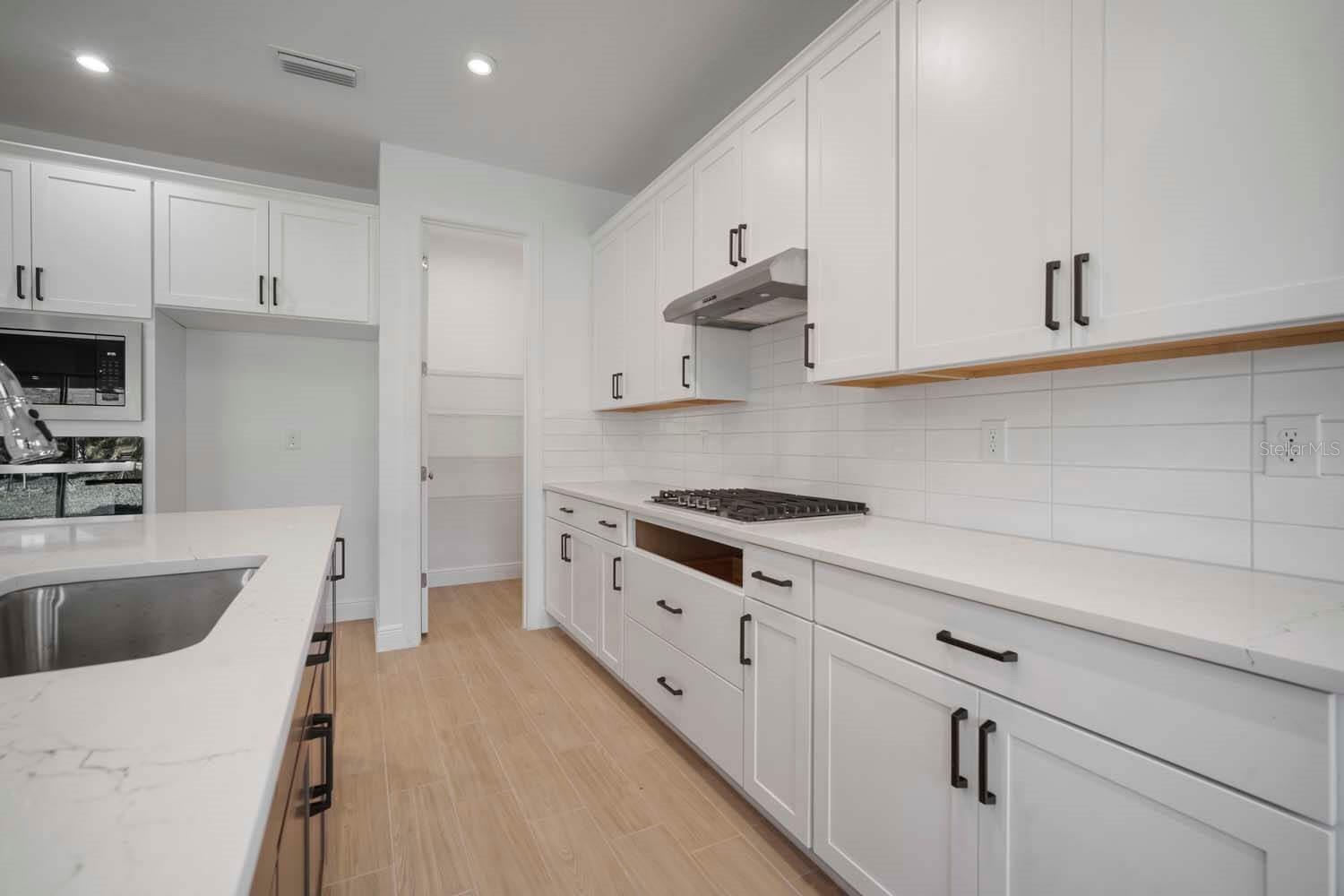 6212 BROAD FIELD AVE, APOLLO BEACH, FL, 33572