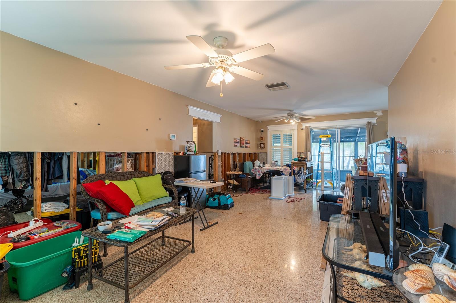 809 MANDALAY AVE, CLEARWATER BEACH, FL, 33767