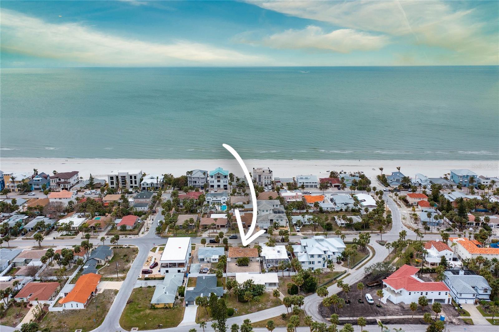809 MANDALAY AVE, CLEARWATER BEACH, FL, 33767