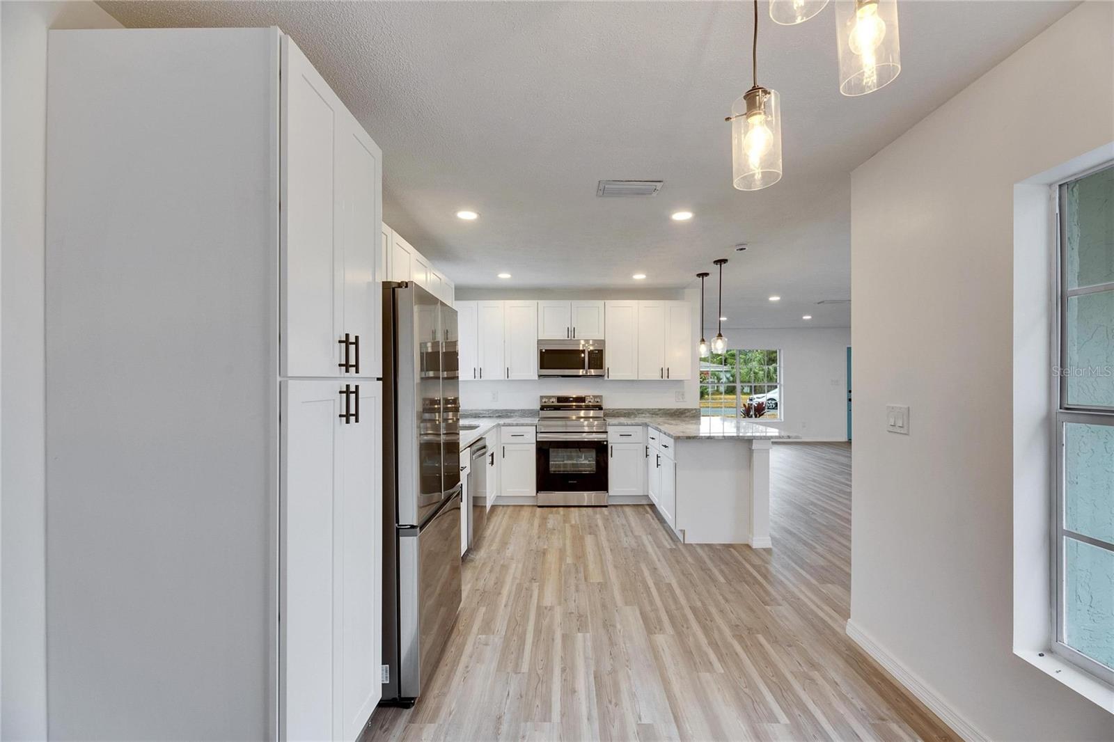 2901 FORESTWOOD DR, SEFFNER, FL, 33584