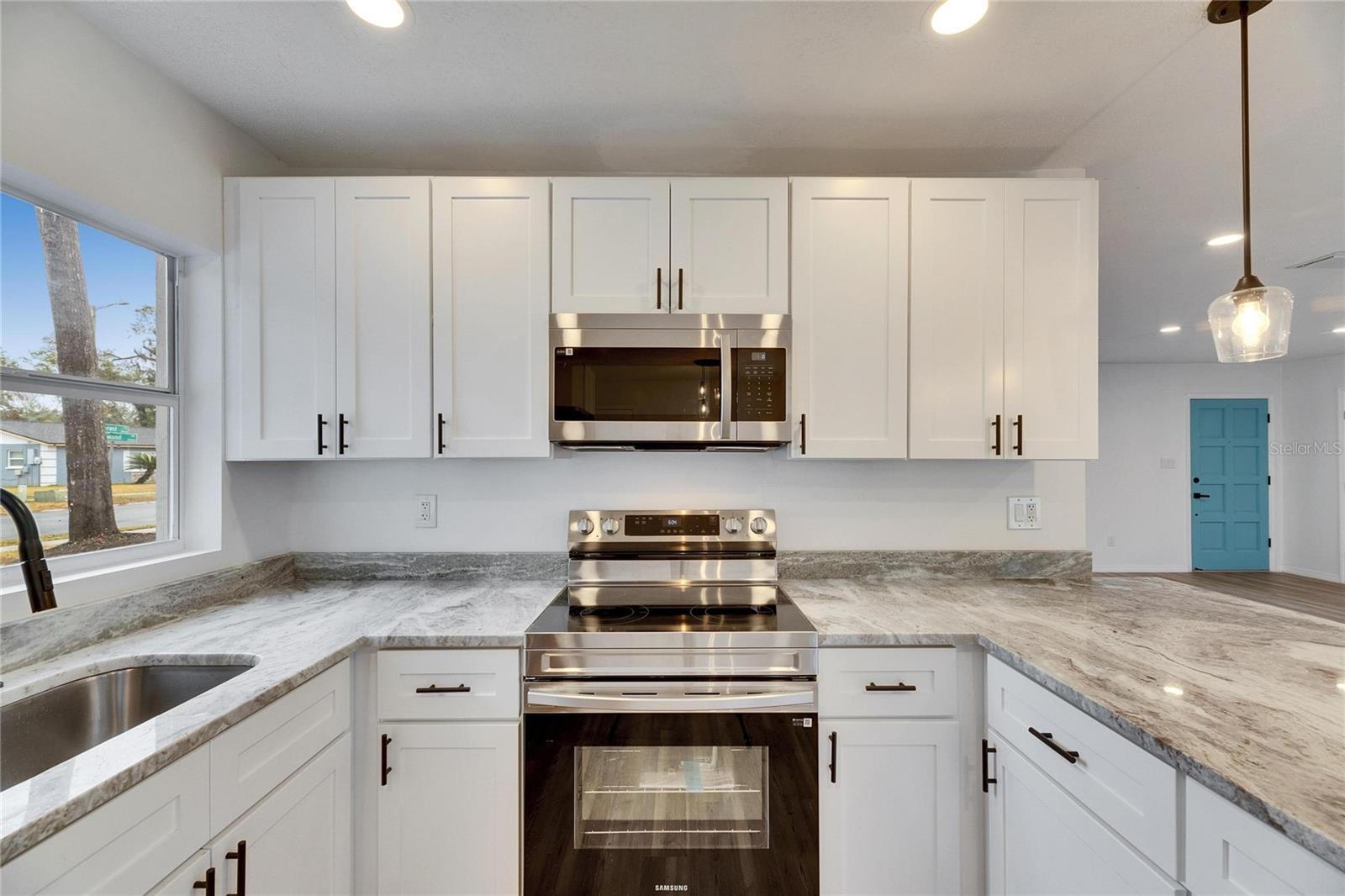 2901 FORESTWOOD DR, SEFFNER, FL, 33584
