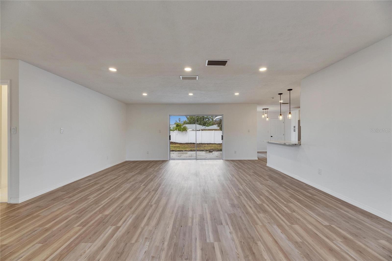 2901 FORESTWOOD DR, SEFFNER, FL, 33584