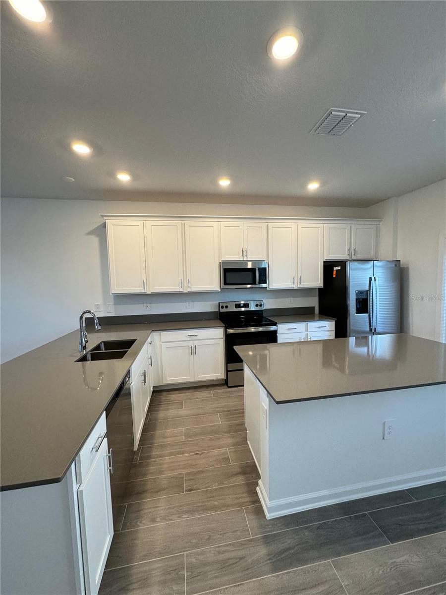 2575 RELAXING LN, KISSIMMEE, FL, 34744