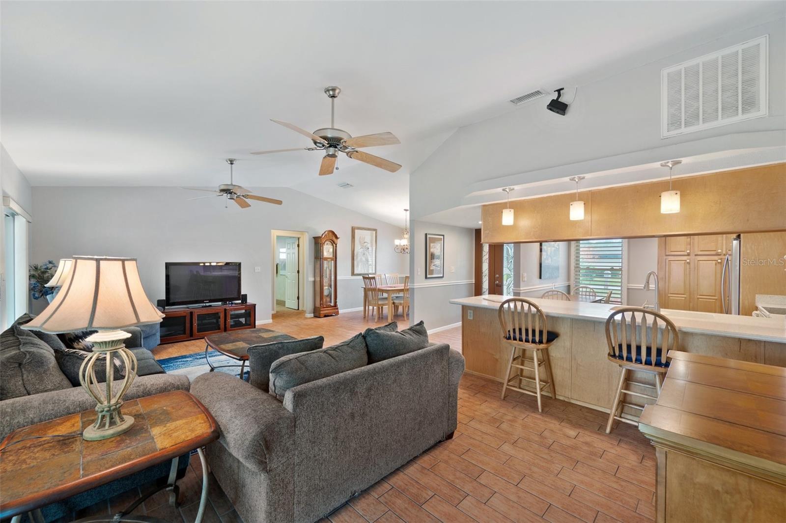 9923 119TH WAY, SEMINOLE, FL, 33772