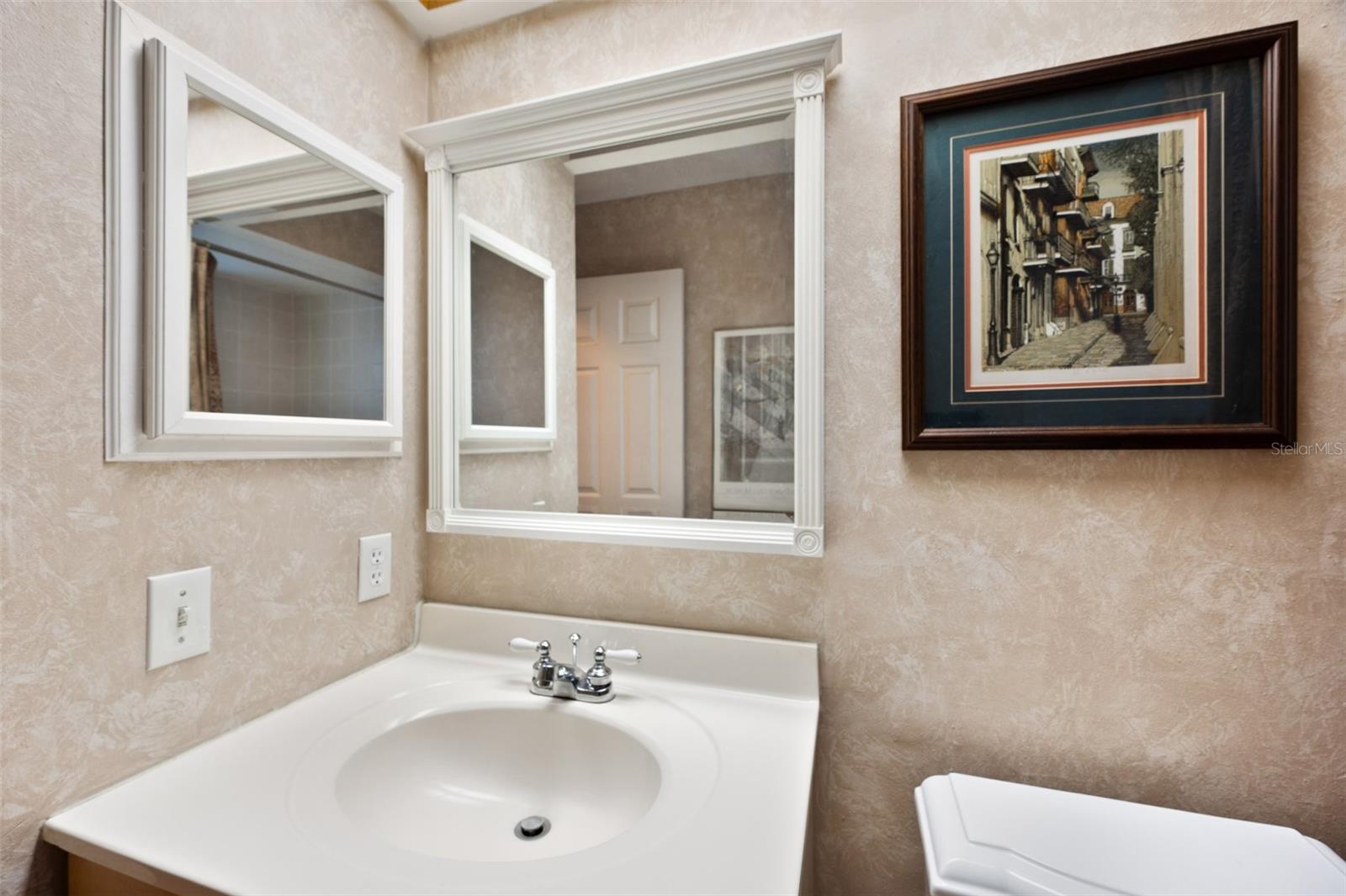 9923 119TH WAY, SEMINOLE, FL, 33772